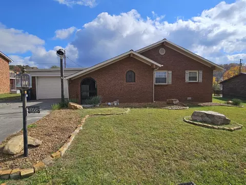 1105 Lark Ln, Corbin, KY 40701 photo 6