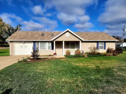 401 Oak Grove Ln, Somerset, KY 42501