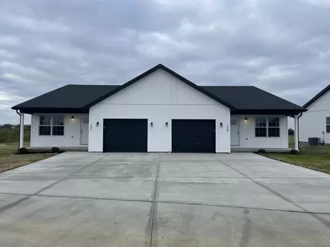 221-223 Wyldwood Way, Berea, KY 40403
