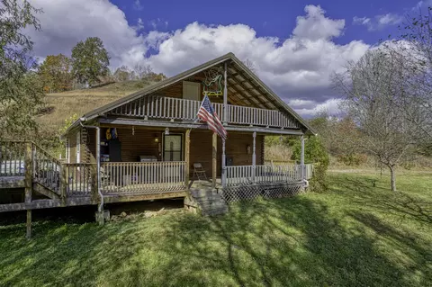 10162 Highway 191, Cannel City, KY 41408