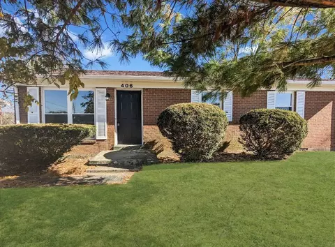 406 Foxwood Dr, Nicholasville, KY 40356