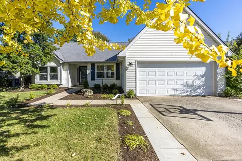 933 Ridgebrook Rd, Lexington, KY 40509