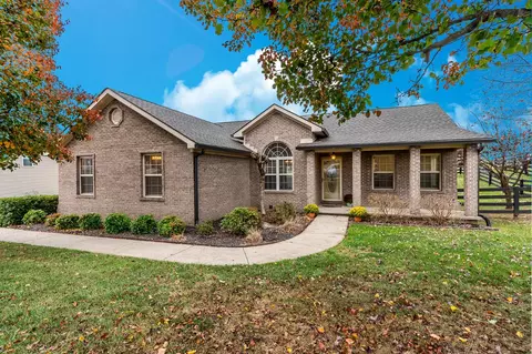 146 General Cleburne Dr, Richmond, KY 40475
