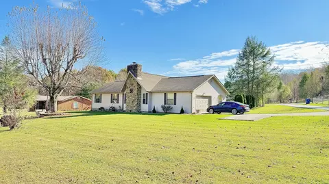 30 Tuit Acres Rd, Corbin, KY 40701