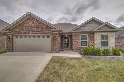 650 Fourwinds Dr, Richmond, KY 40475