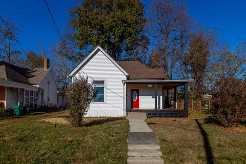 320 4th St, Richmond, KY 40475