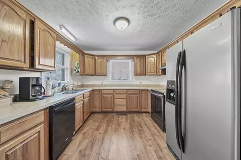1730 Peeled Oak Rd, Owingsville, KY 40360