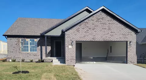 1120 Mission Dr, Richmond, KY 40475