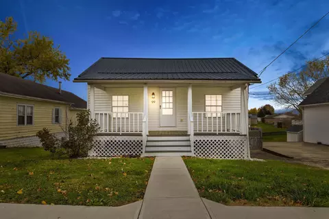99 Bath Ave, Owingsville, KY 40360