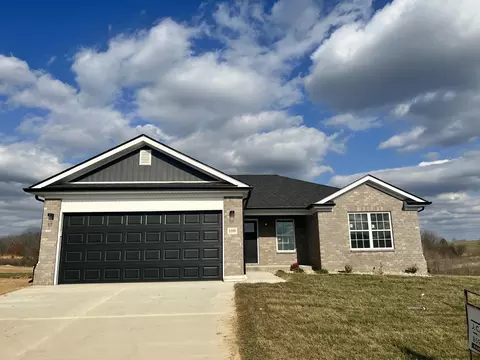109 Stillwater Dr, Berea, KY 40403