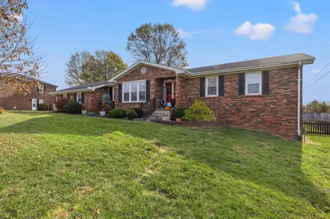 344 Streamland Dr, Danville, KY 40422
