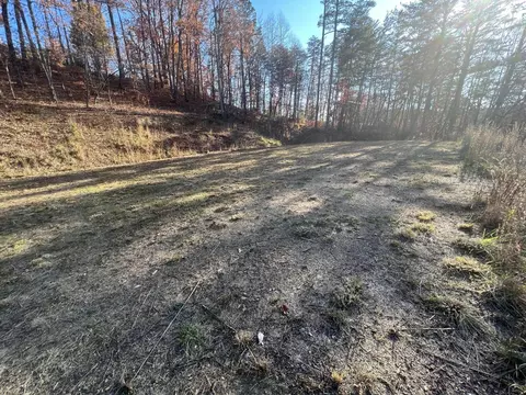 214 Chinook Dr, London, KY 40741
