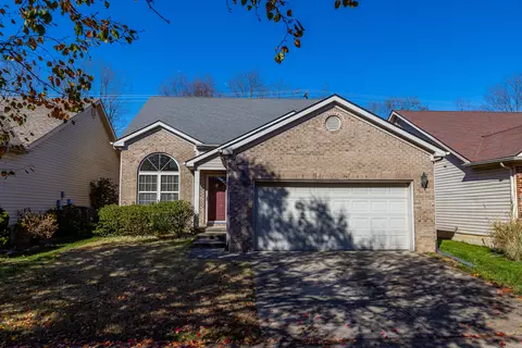 2093 Drummond Dr, Lexington, KY 40511
