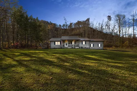 629 Carrington Green Rd, Salt Lick, KY 40371