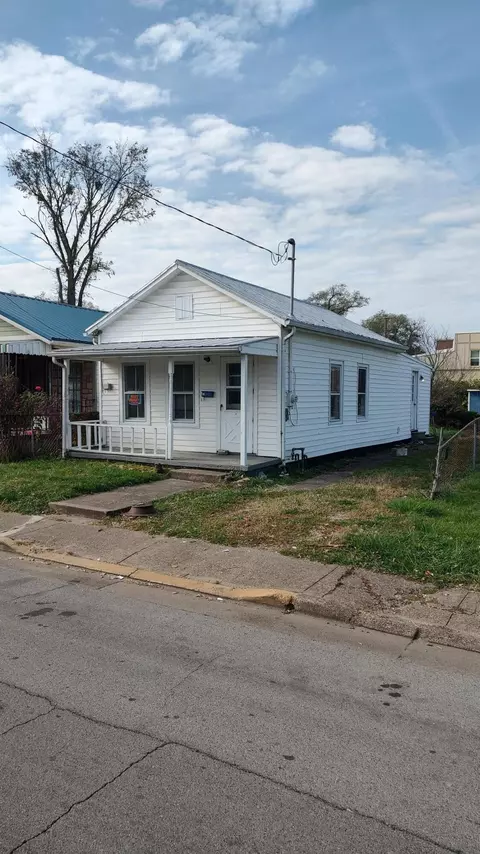 413 Clark St, Maysville, KY 41056