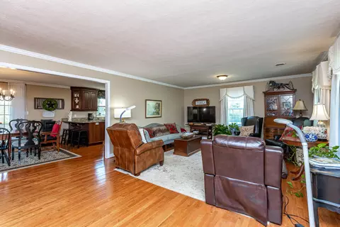 16 Estes Dr, Lancaster, KY 40444 photo 2