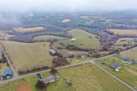 2247 Mt Hebron Rd, Lancaster, KY 40444