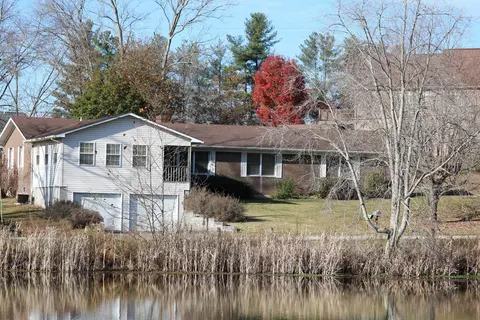 14 Park Dr, London, KY 40744
