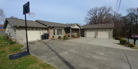 103 Bradyl St, Corbin, KY 40701 photo 2