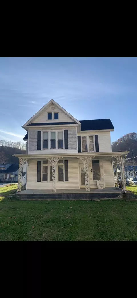 226 Sycamore Street St, Jackson, KY 41339 photo 1