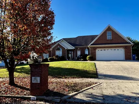 129 Betsy Ross Ln, Danville, KY 40422