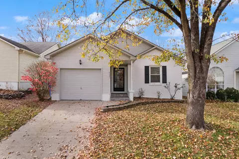 4321 Cobblestone Knoll Dr, Lexington, KY 40515