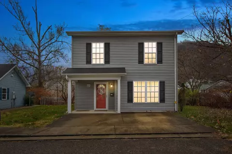 621 Hill Ct, Morehead, KY 40351