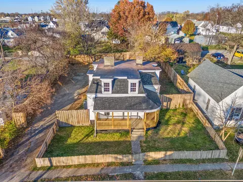 217 E Washington St, Winchester, KY 40391 photo 2
