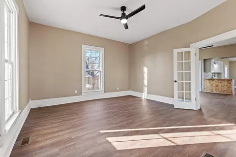 217 E Washington St, Winchester, KY 40391 photo 5