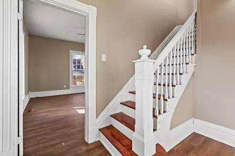 217 E Washington St, Winchester, KY 40391 photo 7
