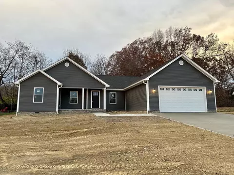 111 Allyson Cir, Junction City, KY 40440