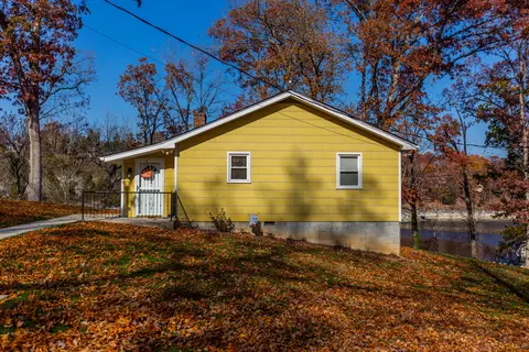 290 Sunset Lodge Rd, Lancaster, KY 40444