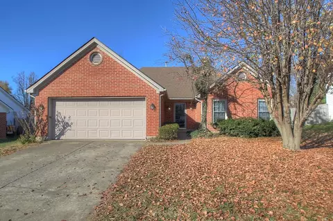 305 W Ridge Dr, Nicholasville, KY 40356