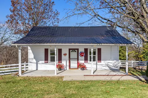 620 E High St, Owingsville, KY 40360