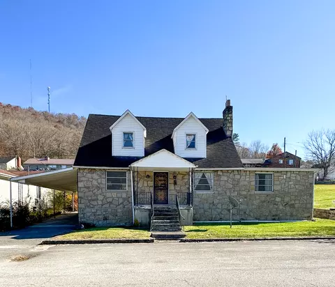 233 Wayne St, Manchester, KY 40962