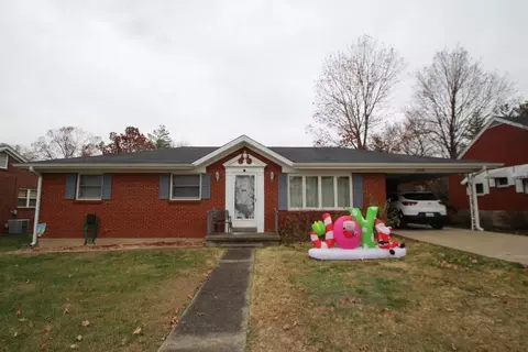 339 College Mnr, Harrodsburg, KY 40330
