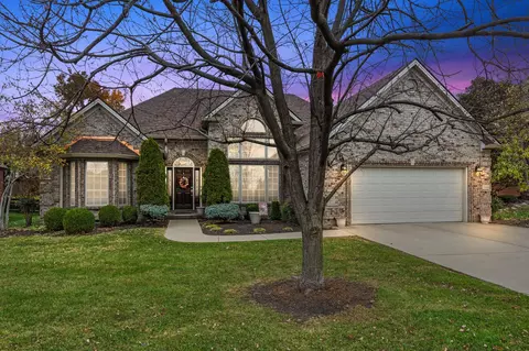 1040 Bay Colony Dr, Richmond, KY 40475