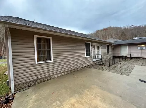 130 Stoney Brook Dr, Van Lear, KY 41265 photo 21