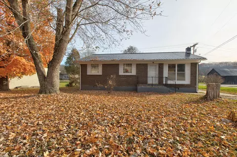 32 Holiday Hills Rd, Clay City, KY 40312