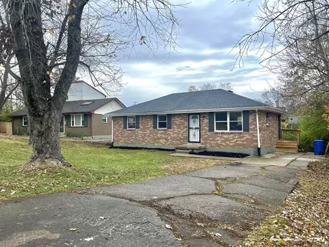 1343 Stephen Foster Dr, Lexington, KY 40517