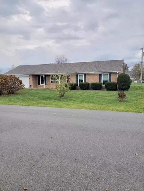631 Denmark Dr, Danville, KY 40422