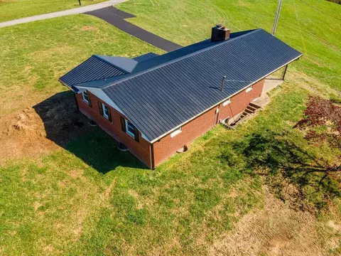 439 Eberle Rd, Mckee, KY 40447 photo 4
