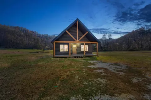 17 Three Sons Trl, Slade, KY 40376 photo 2