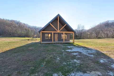 17 Three Sons Trl, Slade, KY 40376