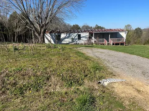 237 Hillview Estates Rd, Tompkinsville, KY 42167