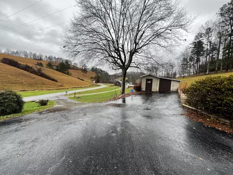 247 Upper Blackwater Rd, Tyner, KY 40486 photo 24