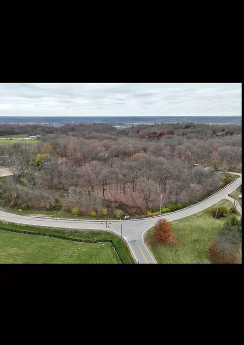9794 E Bend Rd, Burlington, KY 41005 photo 7