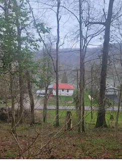 283 River Valley Rd, Frankfort, KY 40601