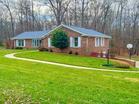 61 Ashley Ave, Corbin, KY 40701 photo 4