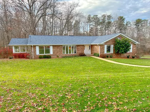 61 Ashley Ave, Corbin, KY 40701 photo 3